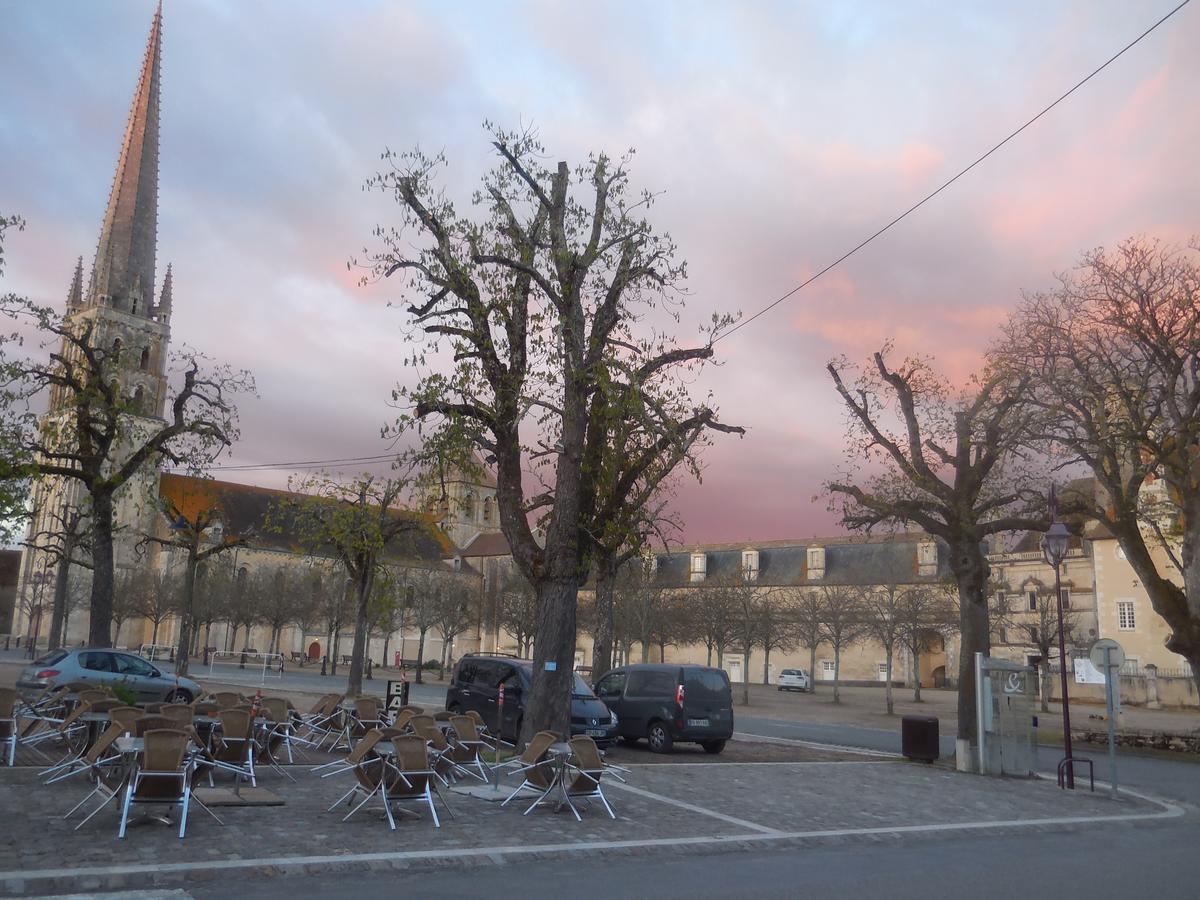 סן-סווה Hotel De L'Abbaye מראה חיצוני תמונה