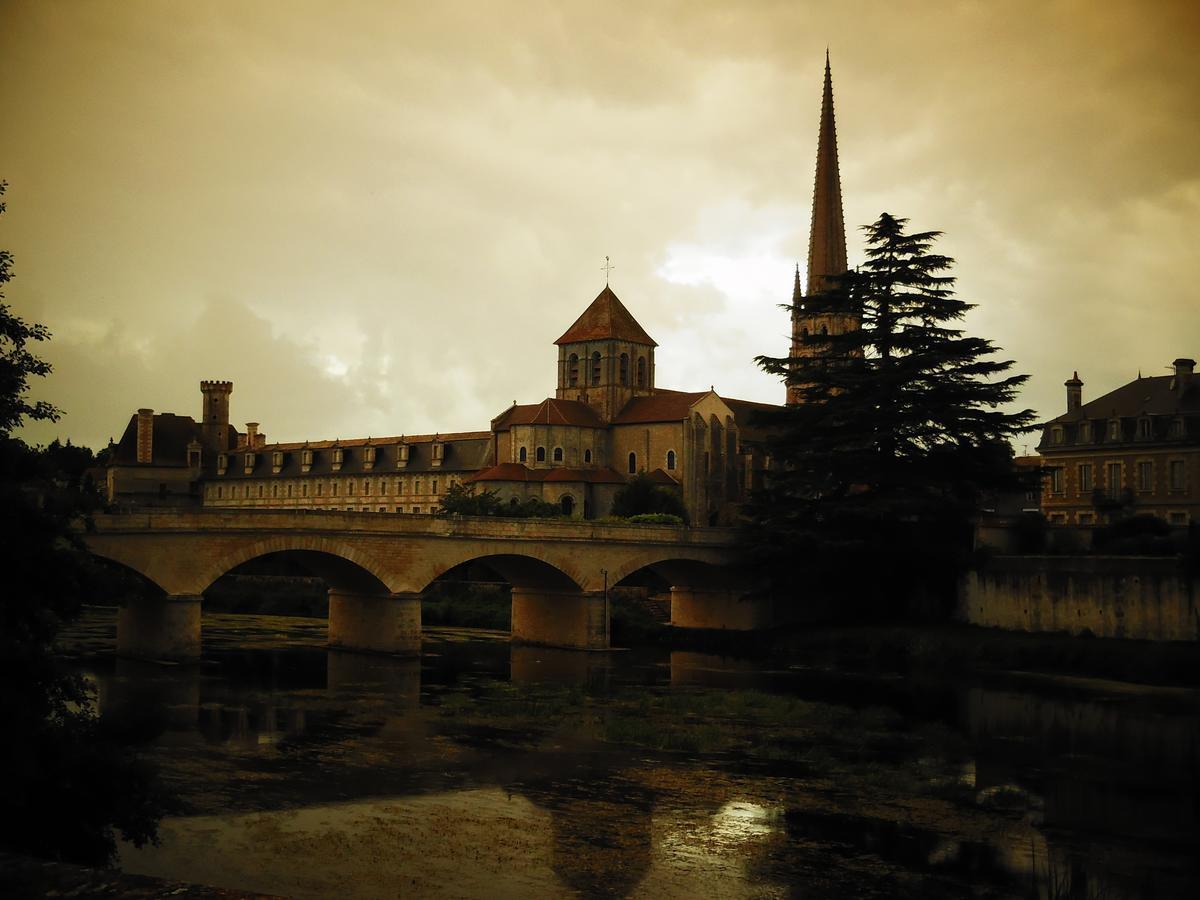 סן-סווה Hotel De L'Abbaye מראה חיצוני תמונה